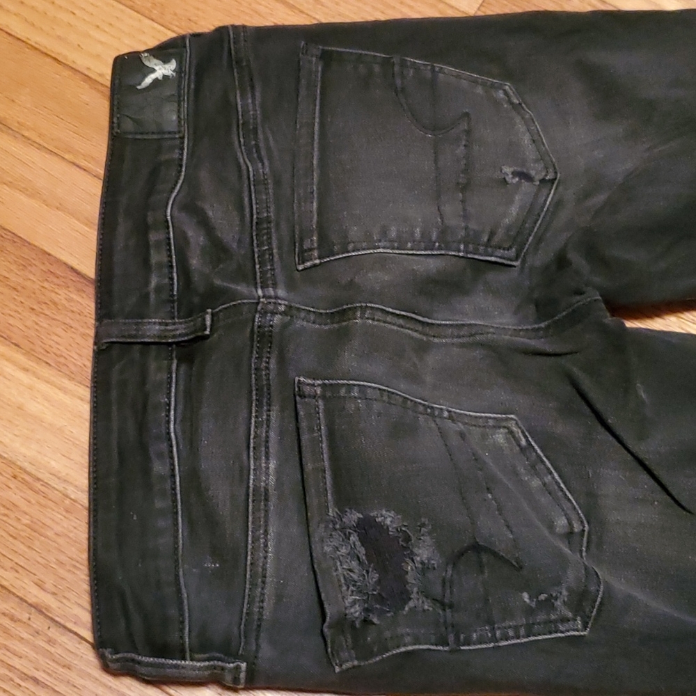 American Eagle Outfitters black distressed jegging Sz 2 - Picture 6 of 8